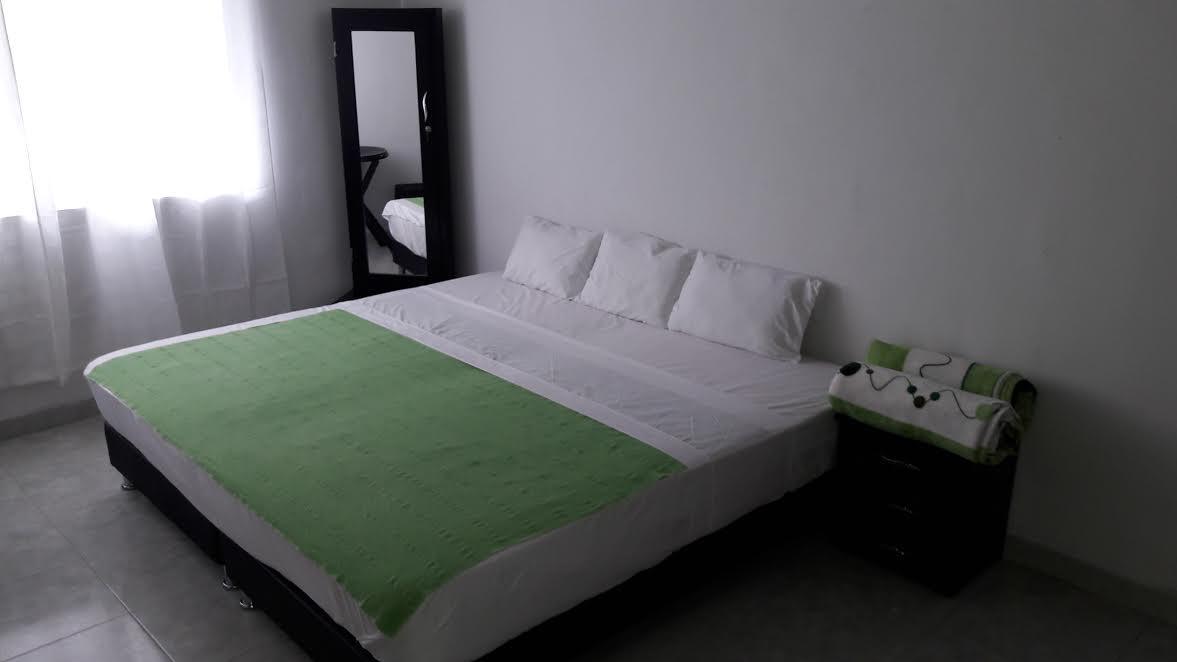 Hostal Deluxe Santander Манисалес Экстерьер фото